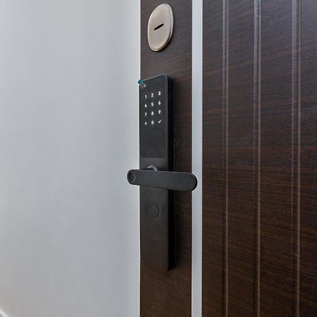 Апартаменты Art'Muse Premium 24 Батуми Экстерьер фото